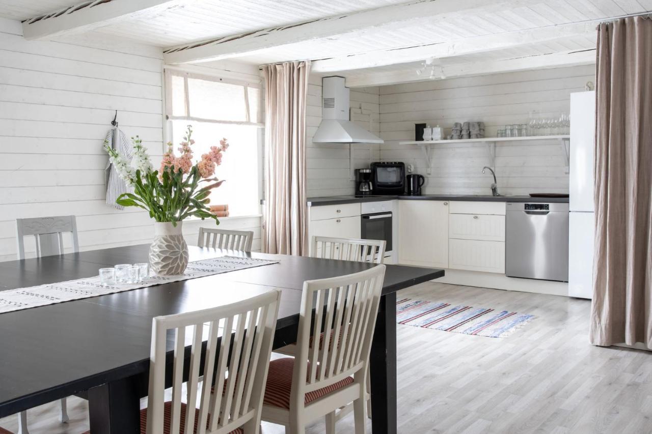 Bergs Gard & Hallsvikens Gard Vasterljung Luaran gambar