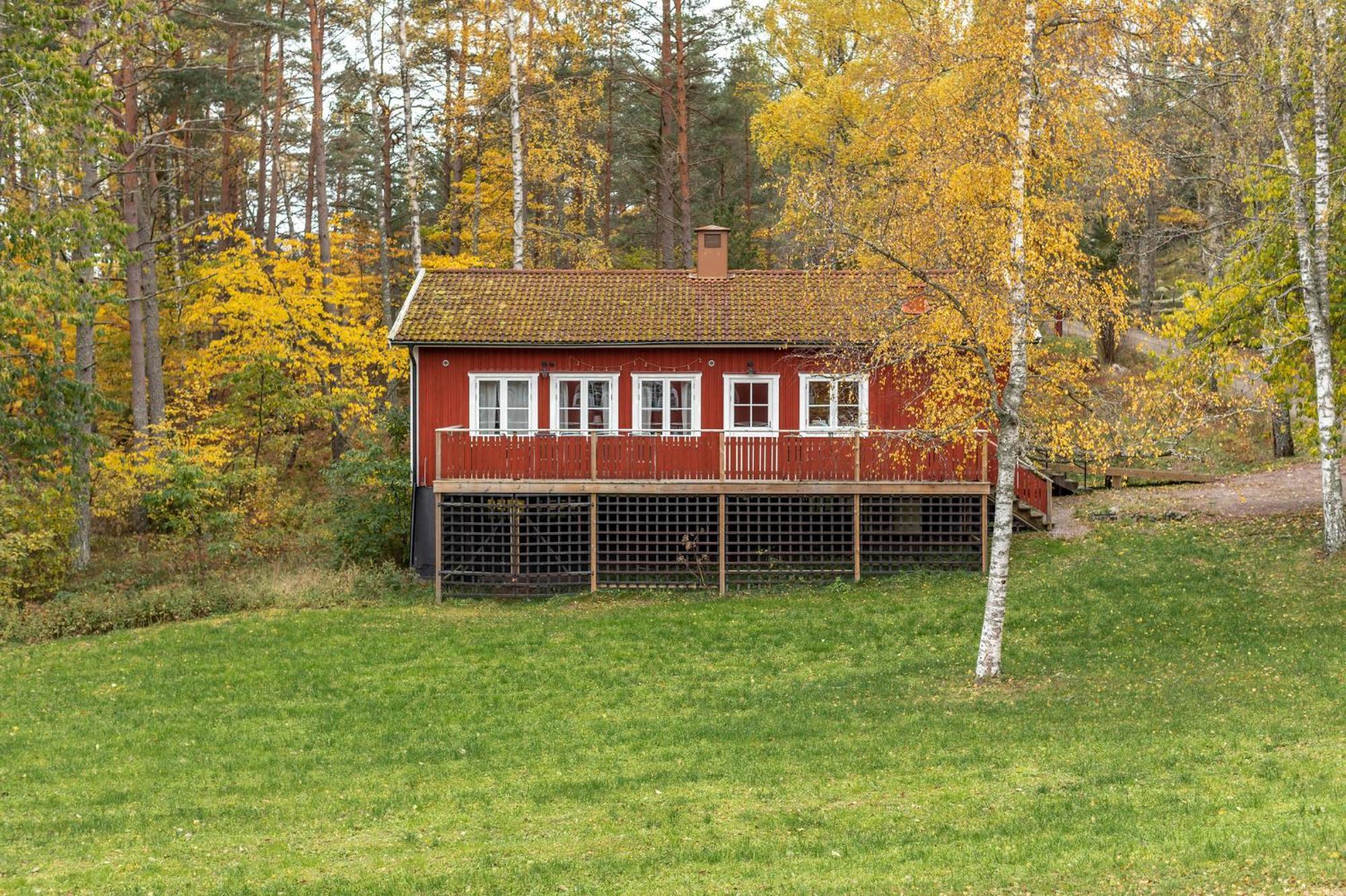 Bergs Gard & Hallsvikens Gard Vasterljung Luaran gambar