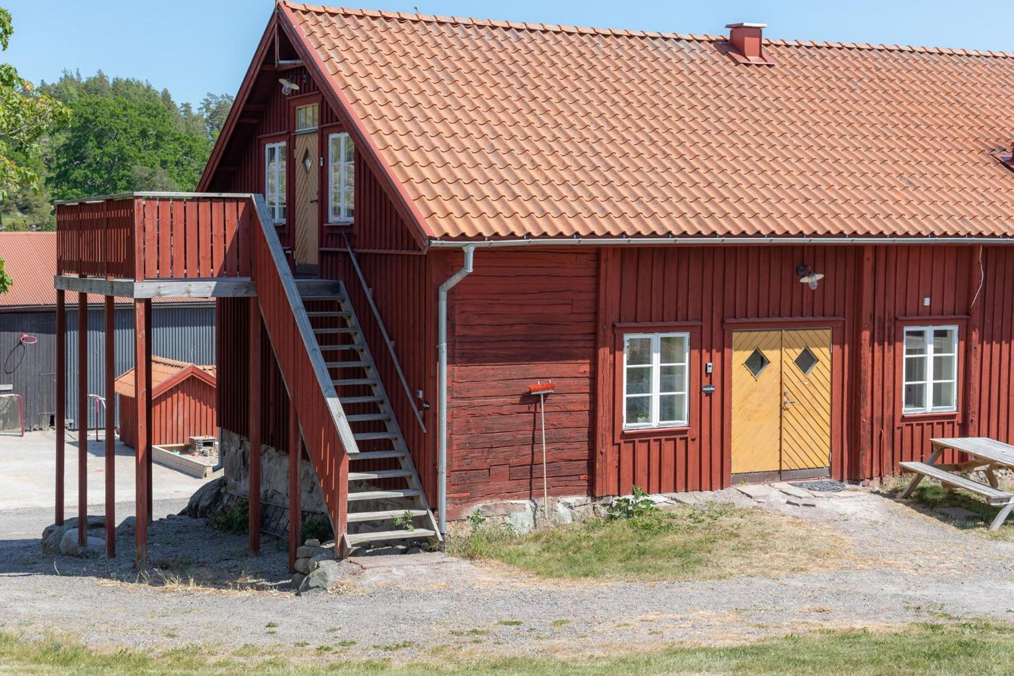 Bergs Gard & Hallsvikens Gard Vasterljung Luaran gambar
