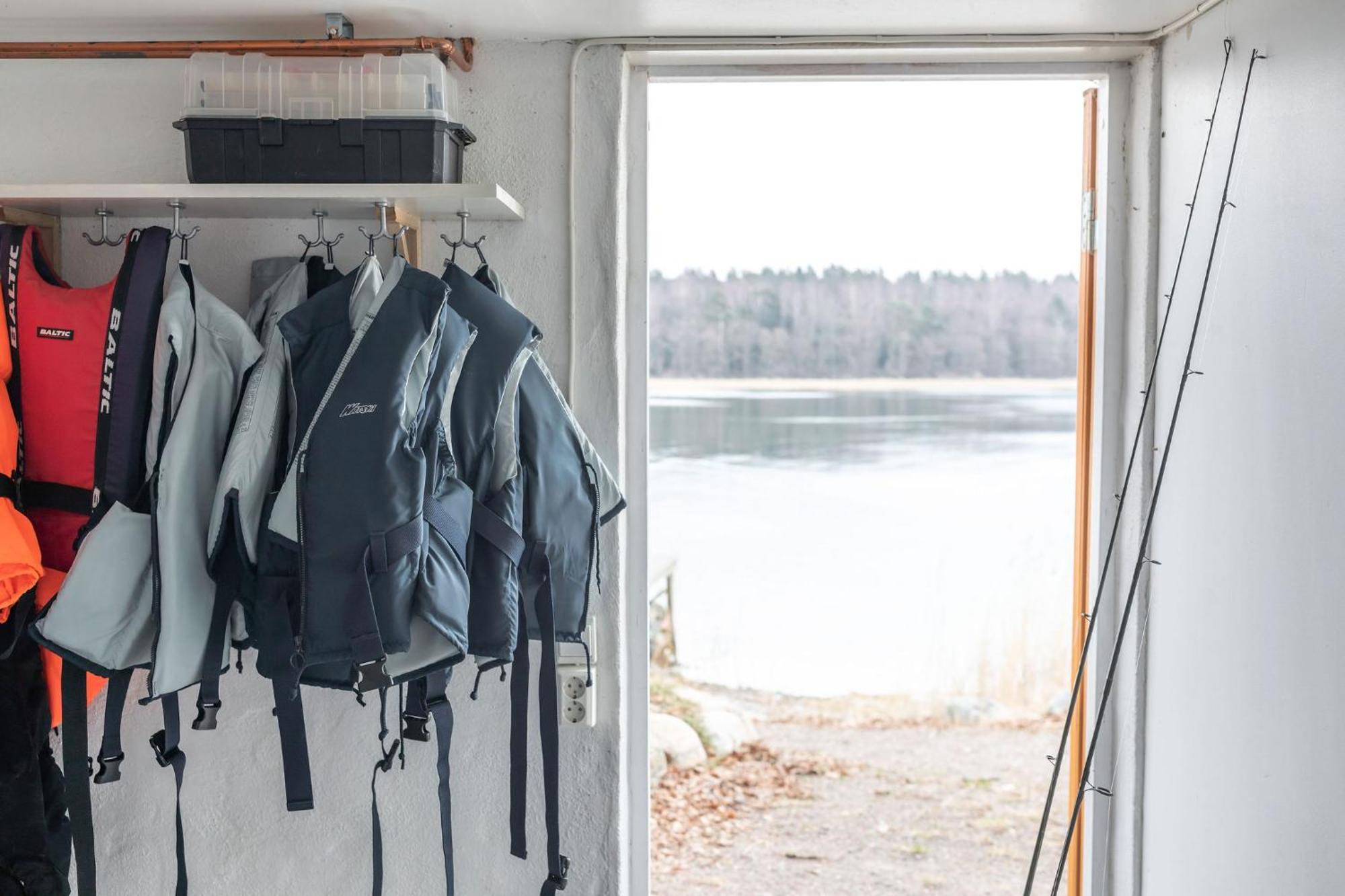 Bergs Gard & Hallsvikens Gard Vasterljung Luaran gambar